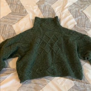 Moss green boxy cropped 100% wool sweater